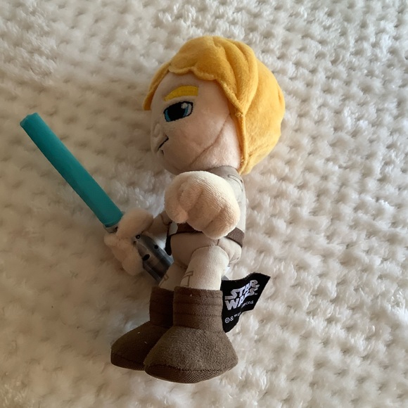 STAR WARS Luke Skywalker by Mattel Plush Figure with Light Up Lightsaber Doll - Picture 4 of 12